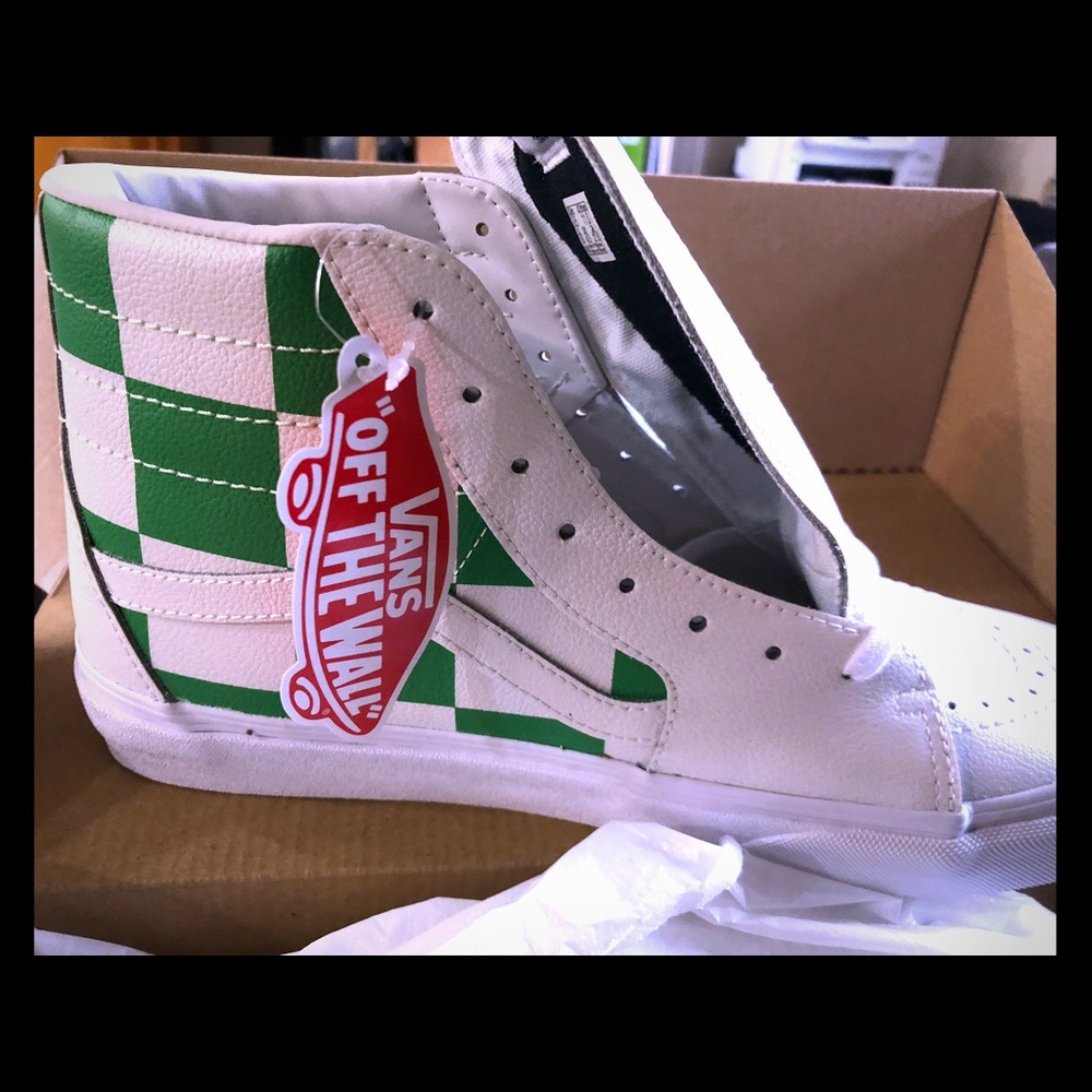 Vans “Off The Wall” Hi Top Leather Sneakers